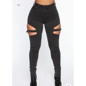 Buckle Up Sis Skinny Jeans -Black